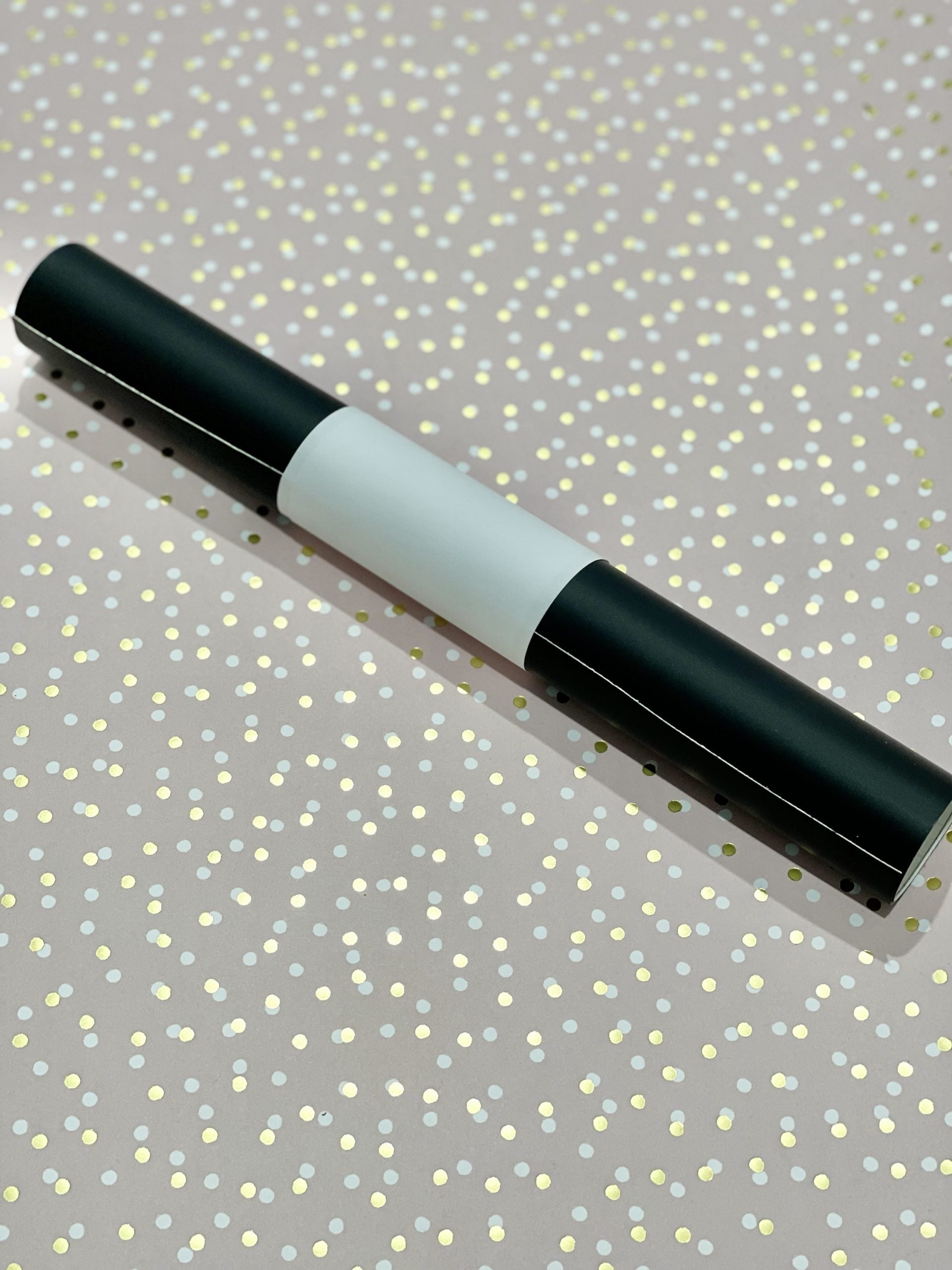 Vinilo Adhesivo Negro Mate 0,30x0,63Cm